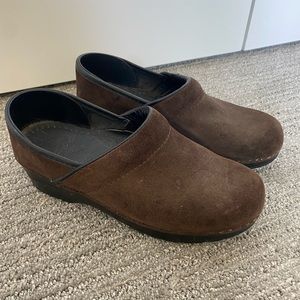Dansko Professional Antique Brown Size 38